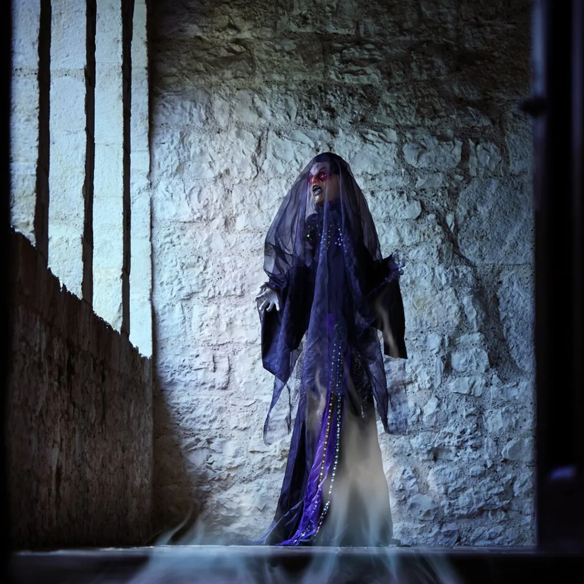 Automate dame animée et sonore Halloween 170cm-Gifi New