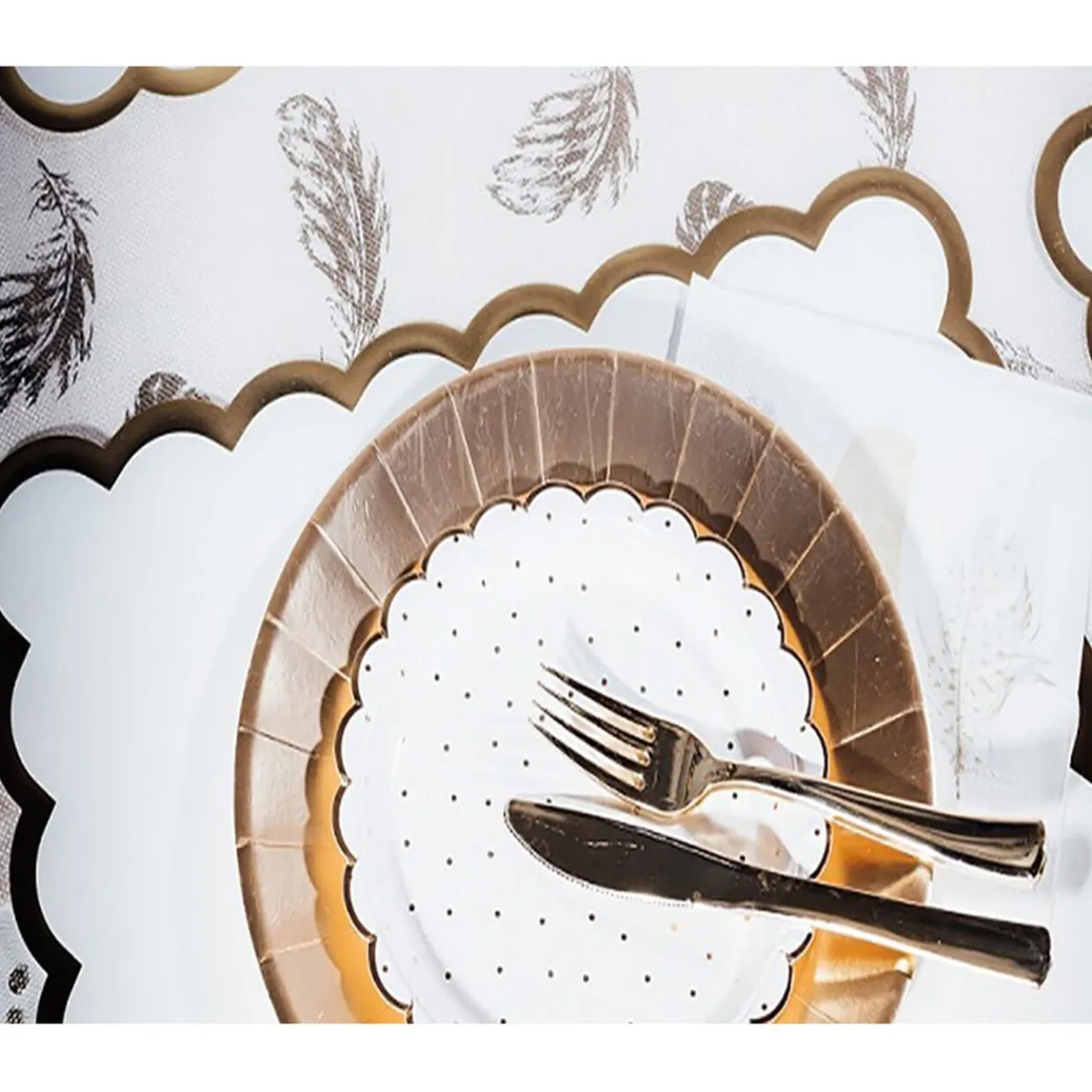 Chemin de table intissé rose plumes doré-Gifi Outlet