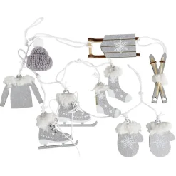 Décoration de Noël à suspendre forme traineau et vêtements en bois x6-Gifi Outlet