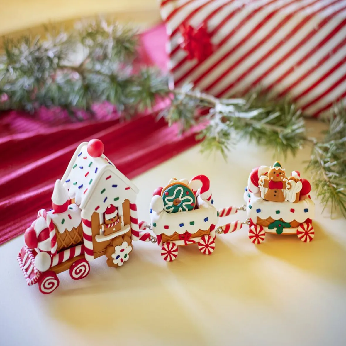 Décoration de Noël petit train pain d'épice à poser-Gifi Hot