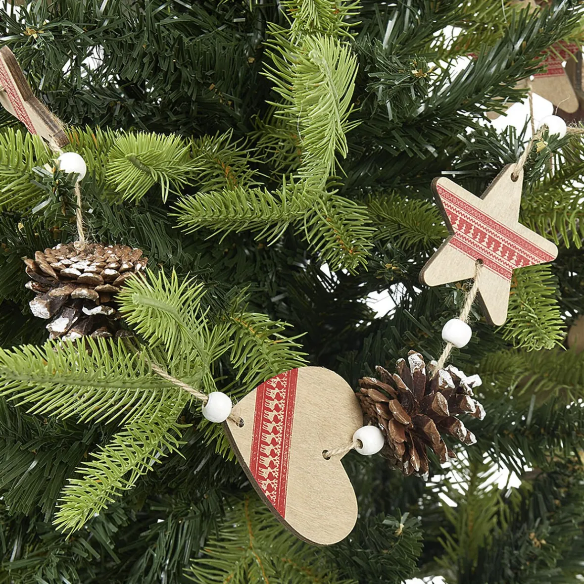 Guirlande coeurs pommes de pin beige rouge L. 1,9 m-Gifi Hot