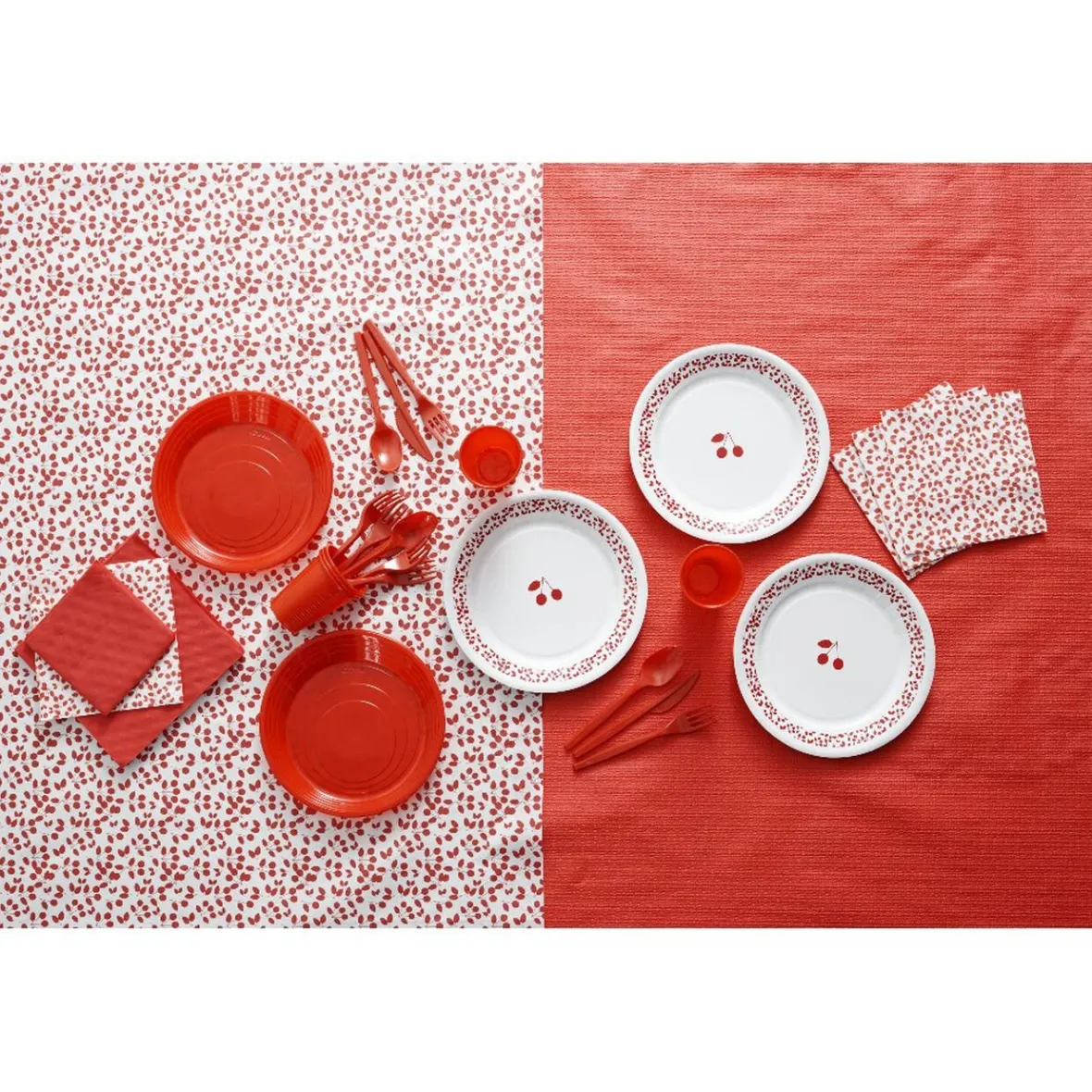 Nappe damassée rouge en papier 6 m-Gifi Outlet